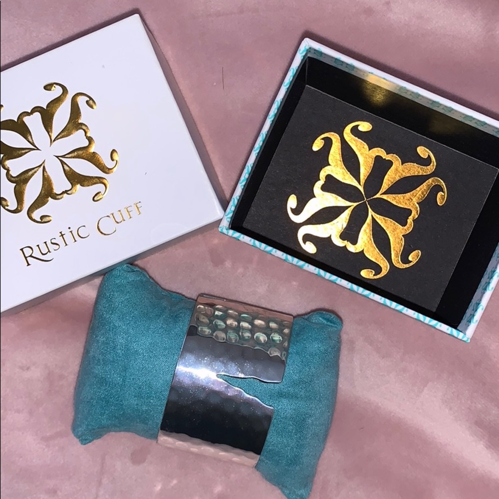 🎁Rustic Cuff Bracelet🎁 - Picture 8 of 9
